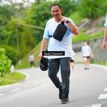 Runner Photo 7600014