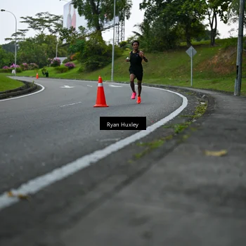 Runner Photo 7600020