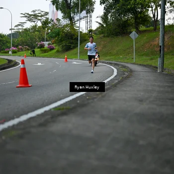 Runner Photo 7600032