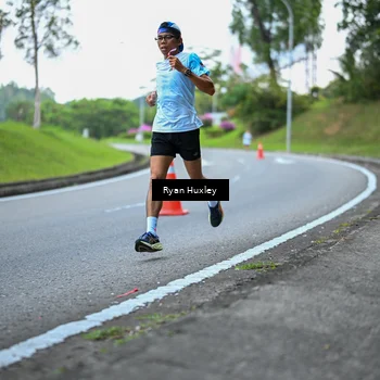 Runner Photo 7600045