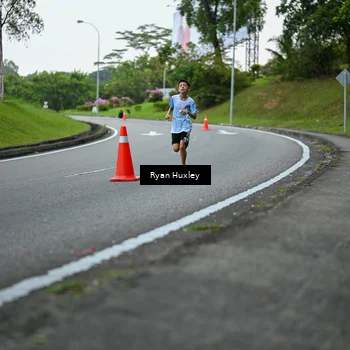 Runner Photo 7600046