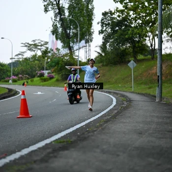 Runner Photo 7600060