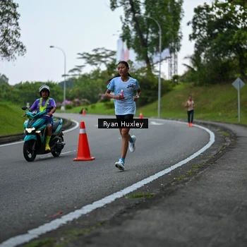 Runner Photo 7600063
