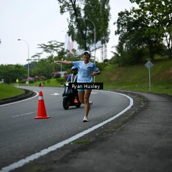 Runner Photo 7600065