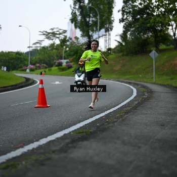 Runner Photo 7600069
