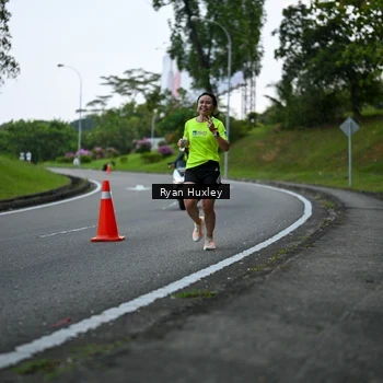 Runner Photo 7600070