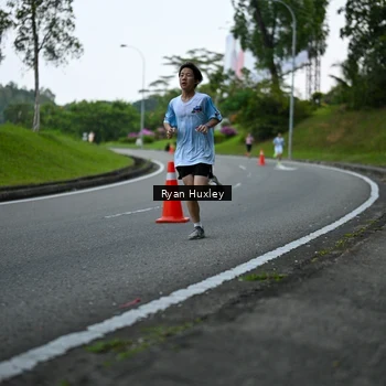 Runner Photo 7600084