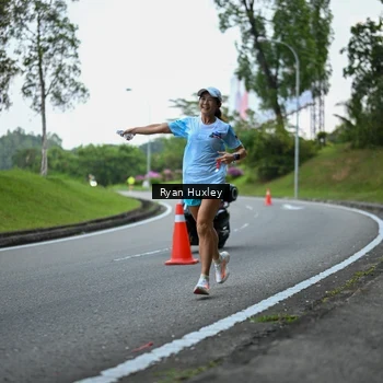 Runner Photo 7600085