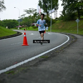 Runner Photo 7600095
