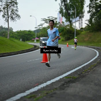Runner Photo 7600125