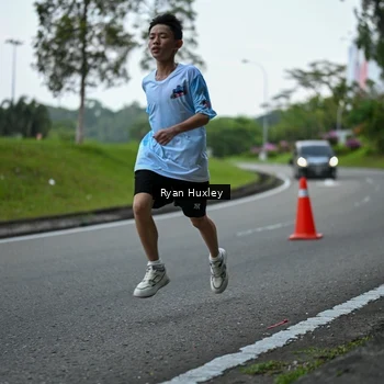 Runner Photo 7600133
