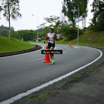 Runner Photo 7600137