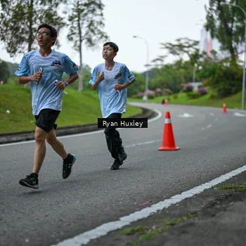 Runner Photo 7600155