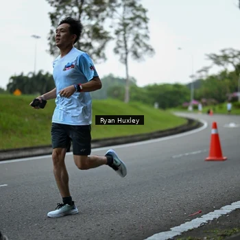 Runner Photo 7600164