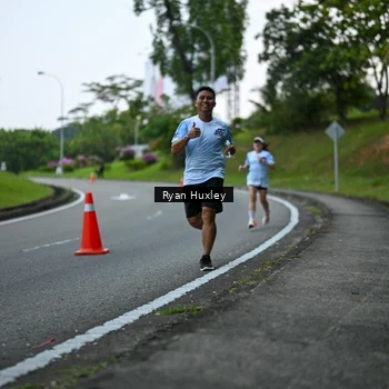Runner Photo 7600165