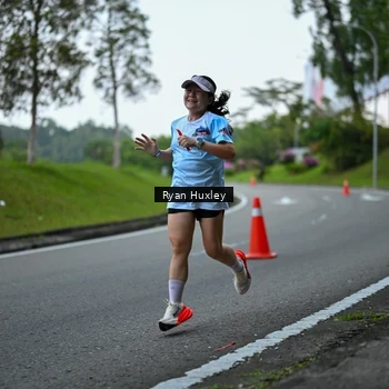 Runner Photo 7600171
