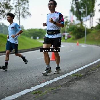 Runner Photo 7600176