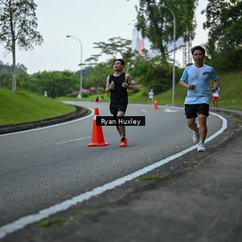 Runner Photo 7600185
