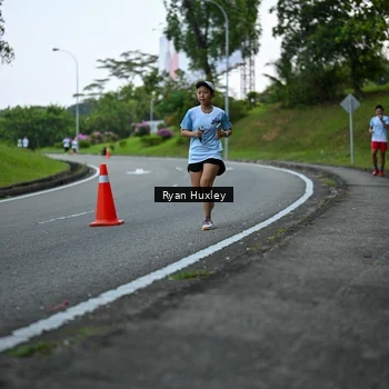 Runner Photo 7600192