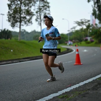 Runner Photo 7600194