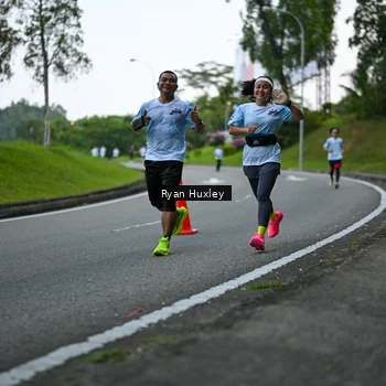 Runner Photo 7600201