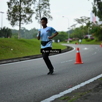 Runner Photo 7600216