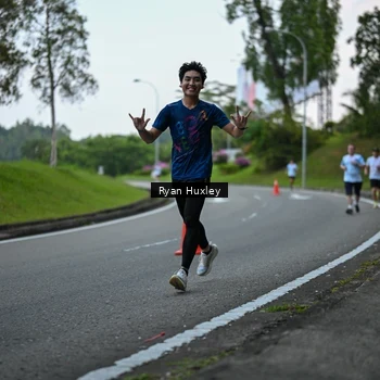 Runner Photo 7600222