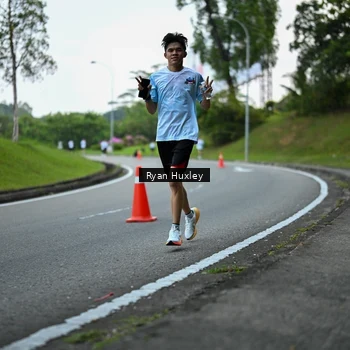 Runner Photo 7600233