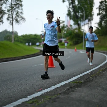 Runner Photo 7600235