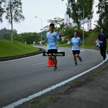 Runner Photo 7600241