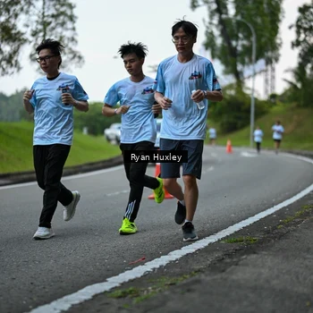Runner Photo 7600256