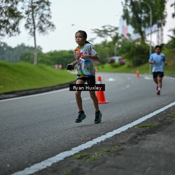 Runner Photo 7600257