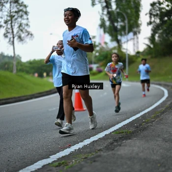 Runner Photo 7600261
