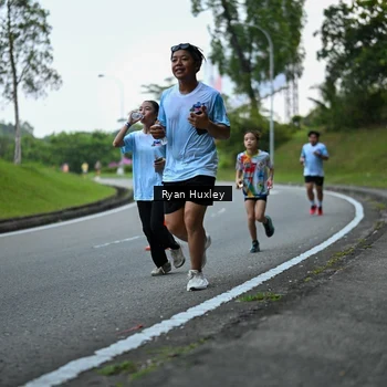 Runner Photo 7600264