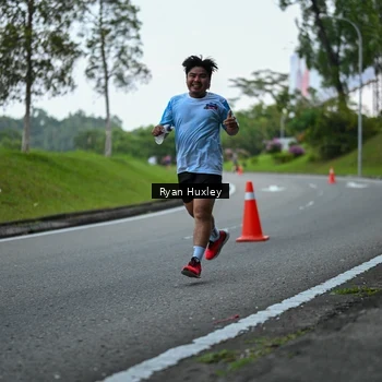 Runner Photo 7600265