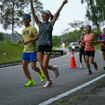 Runner Photo 7600272
