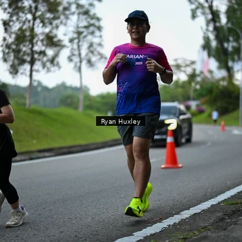 Runner Photo 7600280