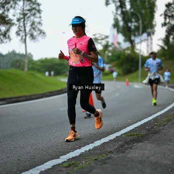 Runner Photo 7600296