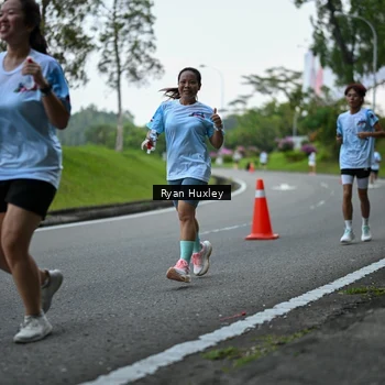Runner Photo 7600305