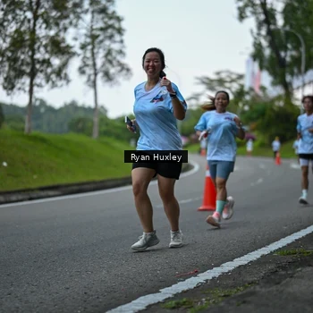 Runner Photo 7600311