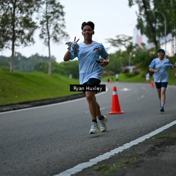 Runner Photo 7600318