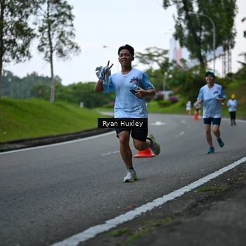 Runner Photo 7600321