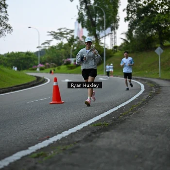 Runner Photo 7600324
