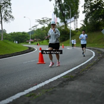 Runner Photo 7600329