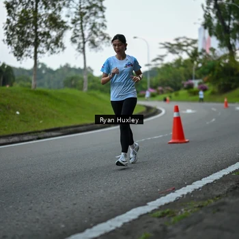 Runner Photo 7600340