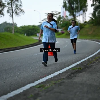 Runner Photo 7600359