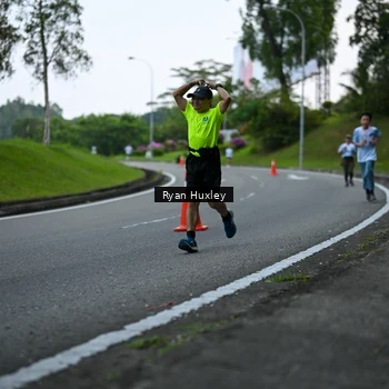 Runner Photo 7600365