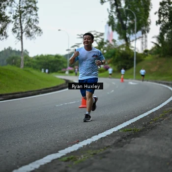 Runner Photo 7600387