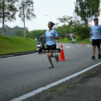 Runner Photo 7600401