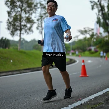 Runner Photo 7600404